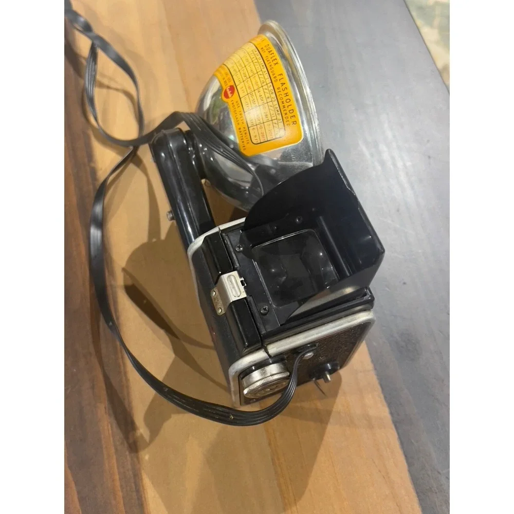 Vintage Kodak Duaflex II 620 Film Camera w/KODAR 72mm/8 Lens w/Strap -‎ UNTESTED